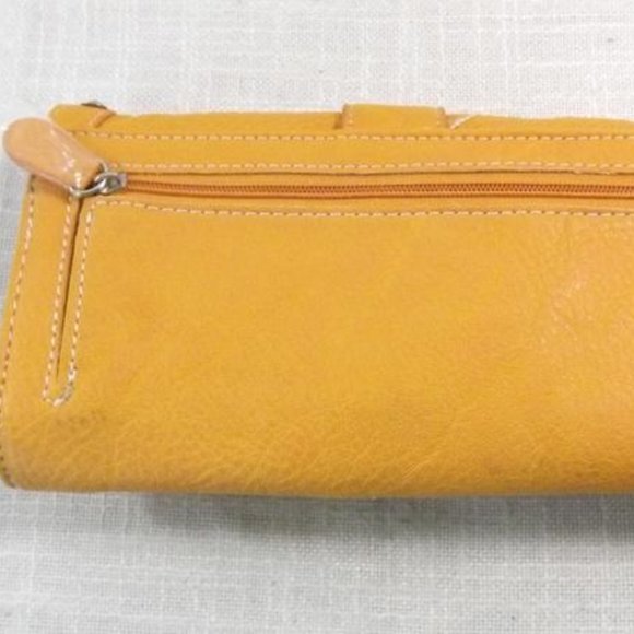 Southwestern Style Faux Leather Billfold Wallet - Picture 7 of 7